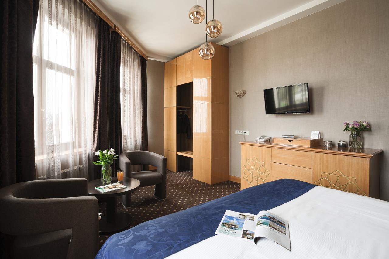 Ark Palace Hotel & Spa Odessa Ngoại thất bức ảnh